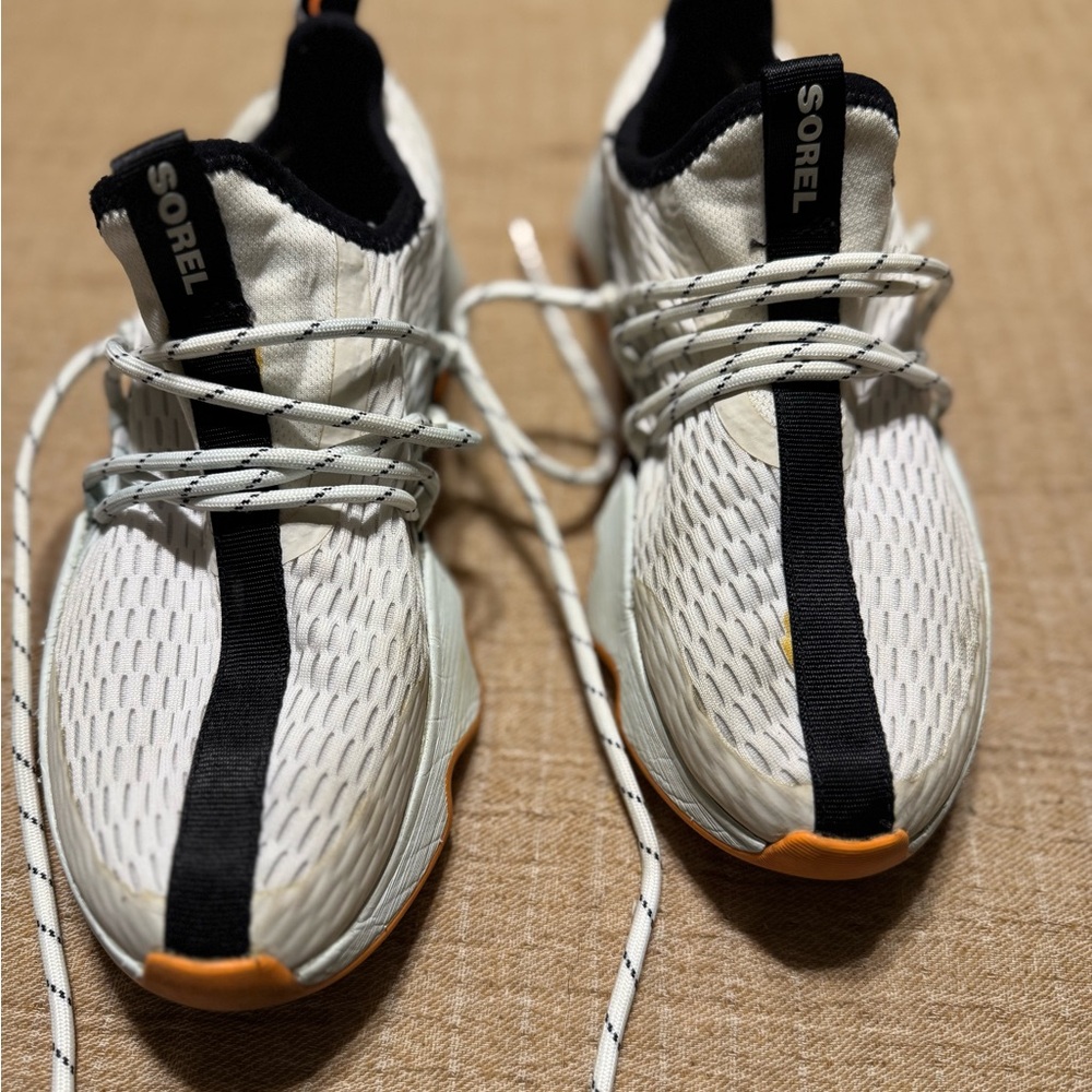 Sorel Kinetic Impact White and Black Athletic Shoes 👟